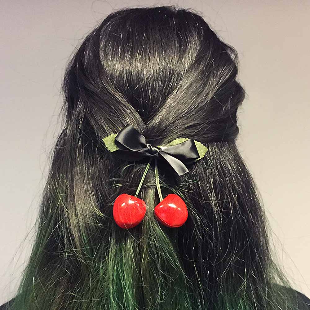 Zac's Alter Ego - Cherry Haarspange - Rot